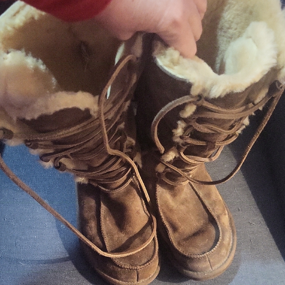 UGG Tan Shearling-Lined Winter Boots